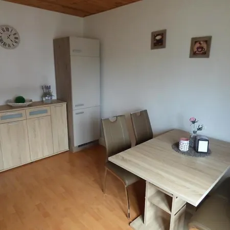 Apartamento Grosse In Voslapp Mit Garten Wilhelmshaven
